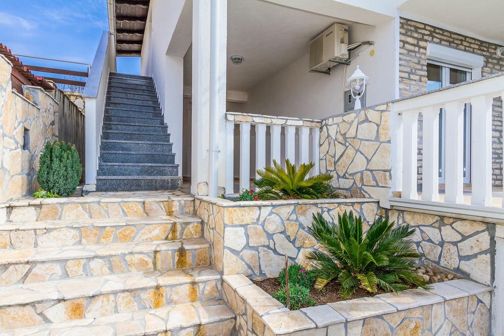 Apartmani Bregovec Maslenica Εξωτερικό φωτογραφία