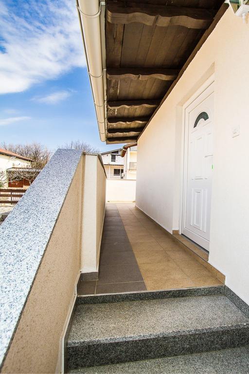 Apartmani Bregovec Maslenica Εξωτερικό φωτογραφία